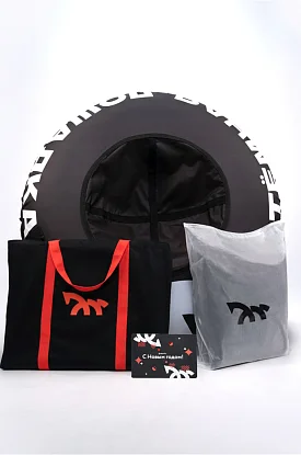 Темная лошадка