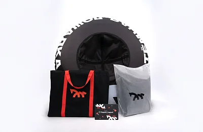 Темная лошадка